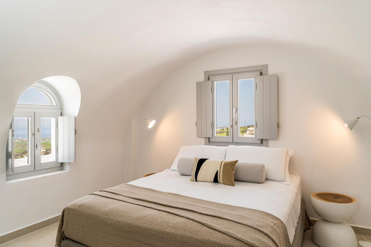 피르고스 Arotron Santorini B&B 외부 사진