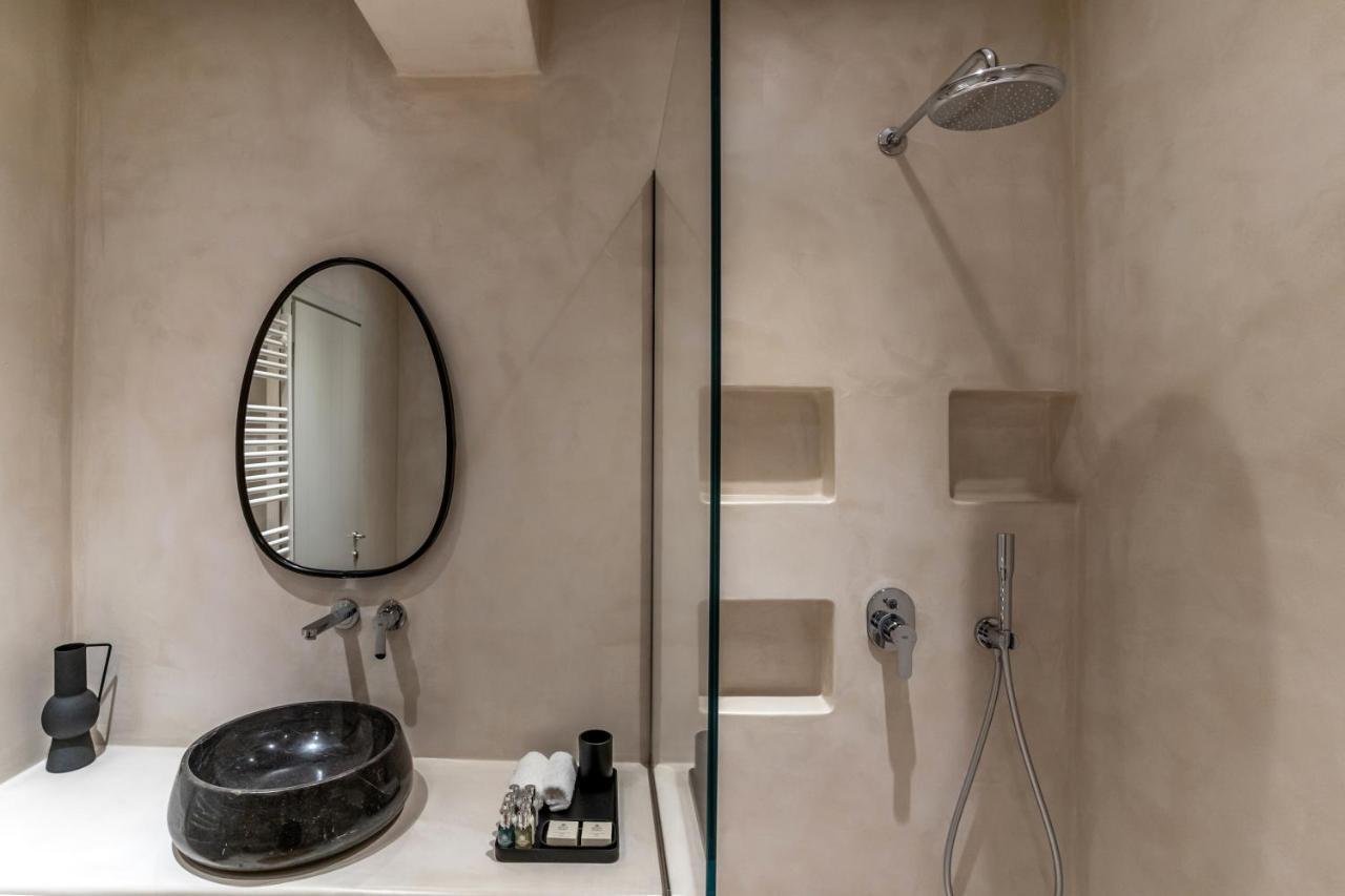 피르고스 Arotron Santorini B&B 외부 사진