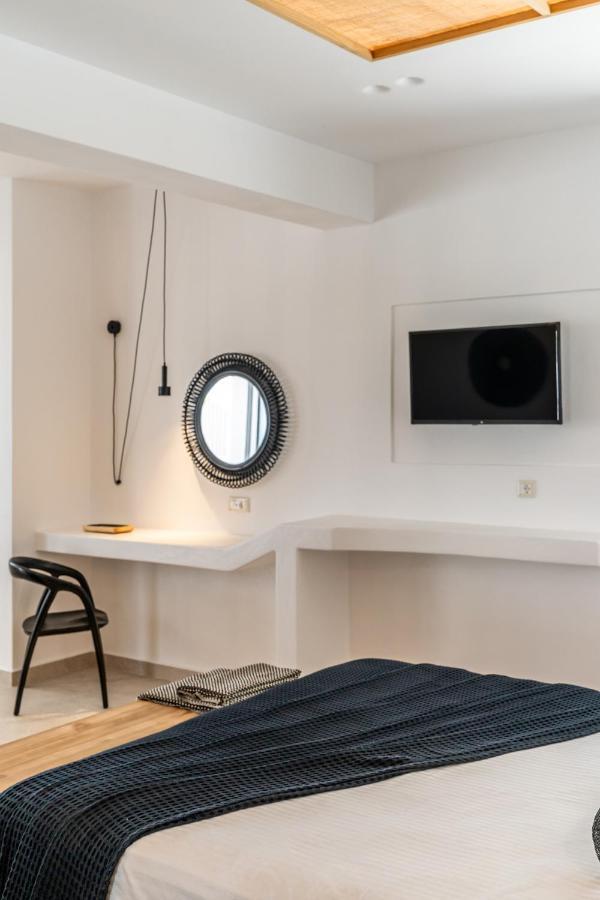 피르고스 Arotron Santorini B&B 외부 사진
