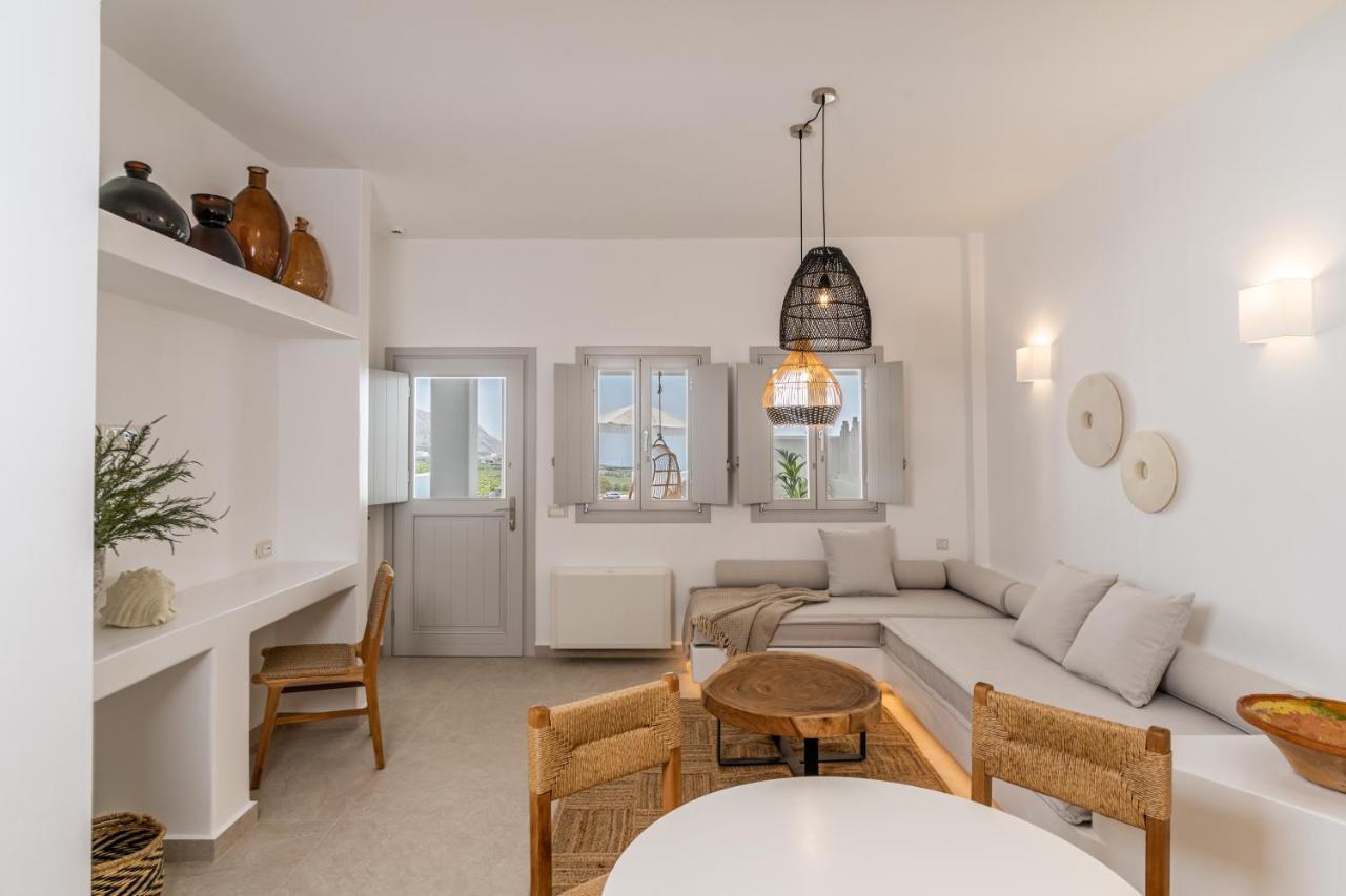 피르고스 Arotron Santorini B&B 외부 사진