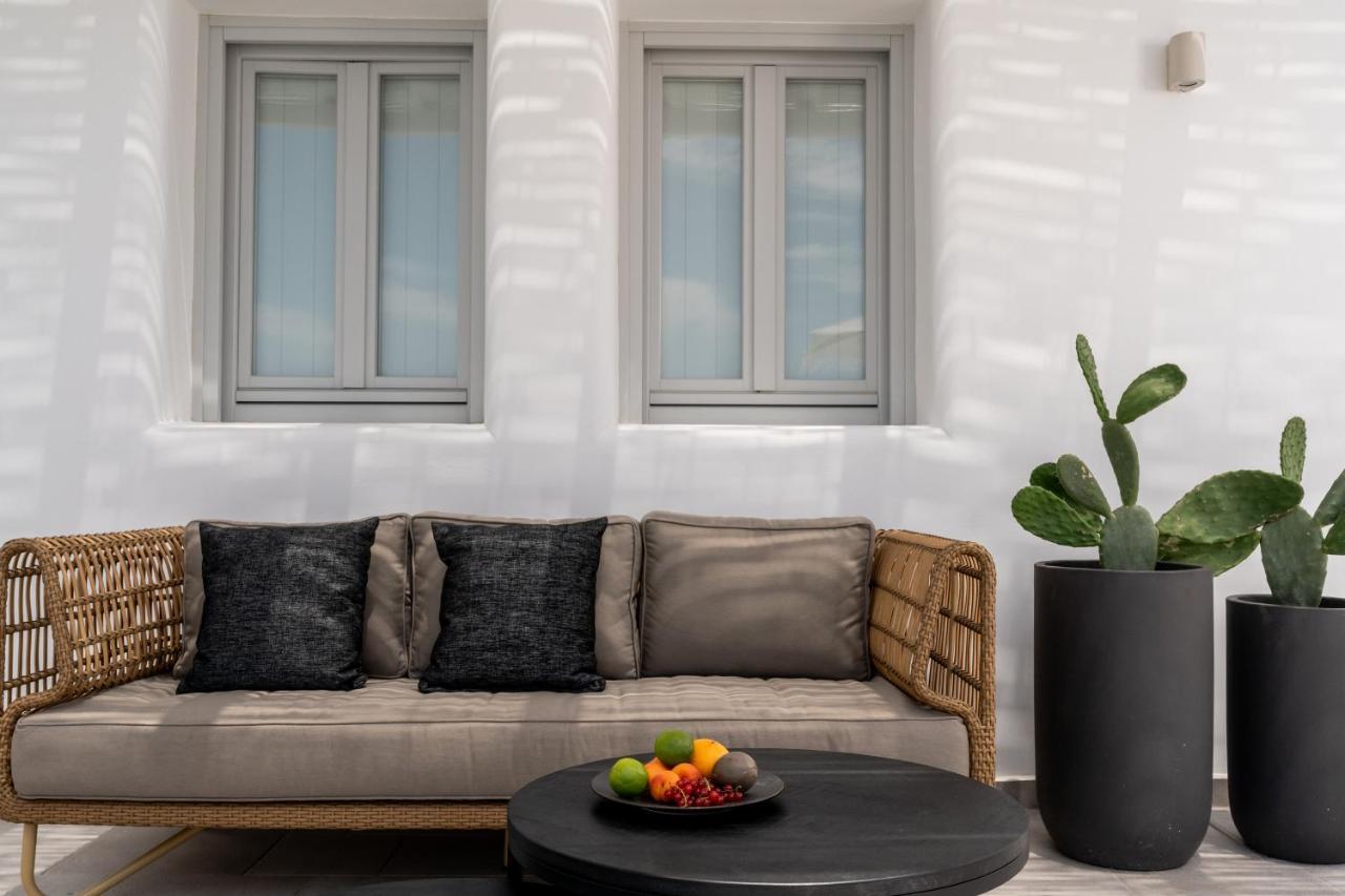피르고스 Arotron Santorini B&B 외부 사진