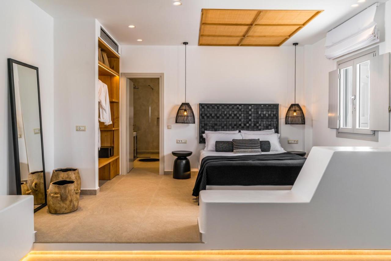 피르고스 Arotron Santorini B&B 외부 사진
