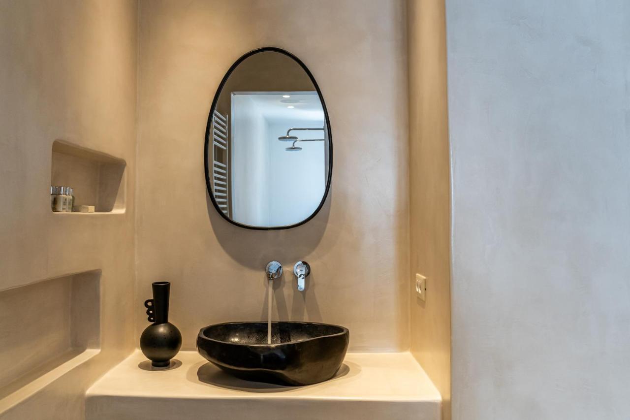 피르고스 Arotron Santorini B&B 외부 사진