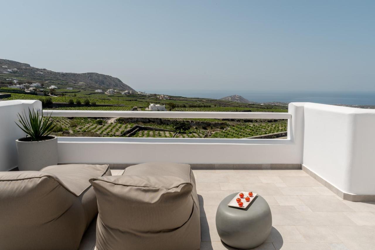 피르고스 Arotron Santorini B&B 외부 사진