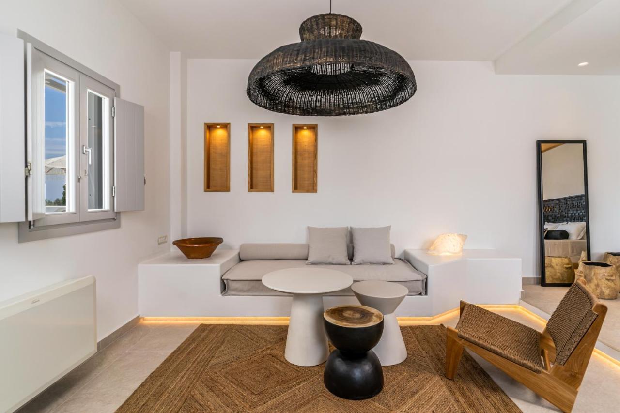 피르고스 Arotron Santorini B&B 외부 사진