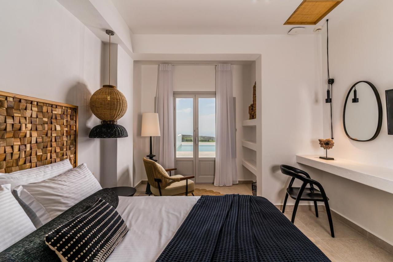 피르고스 Arotron Santorini B&B 외부 사진